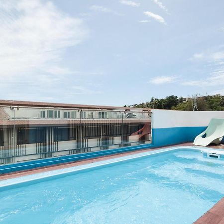 Oyo 1074 Fin Hostel شاطئ كاتا المظهر الخارجي الصورة
