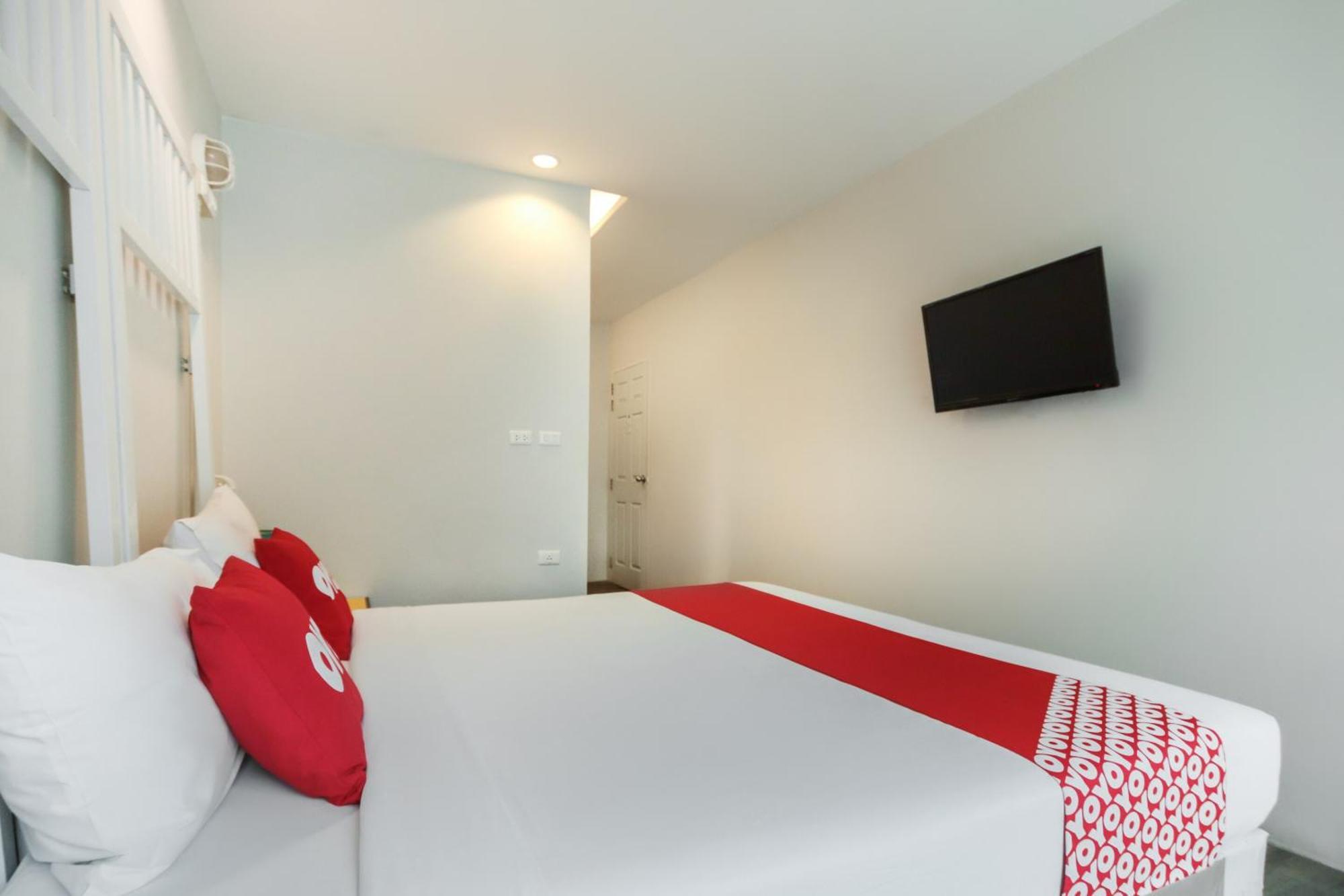 Oyo 1074 Fin Hostel شاطئ كاتا المظهر الخارجي الصورة