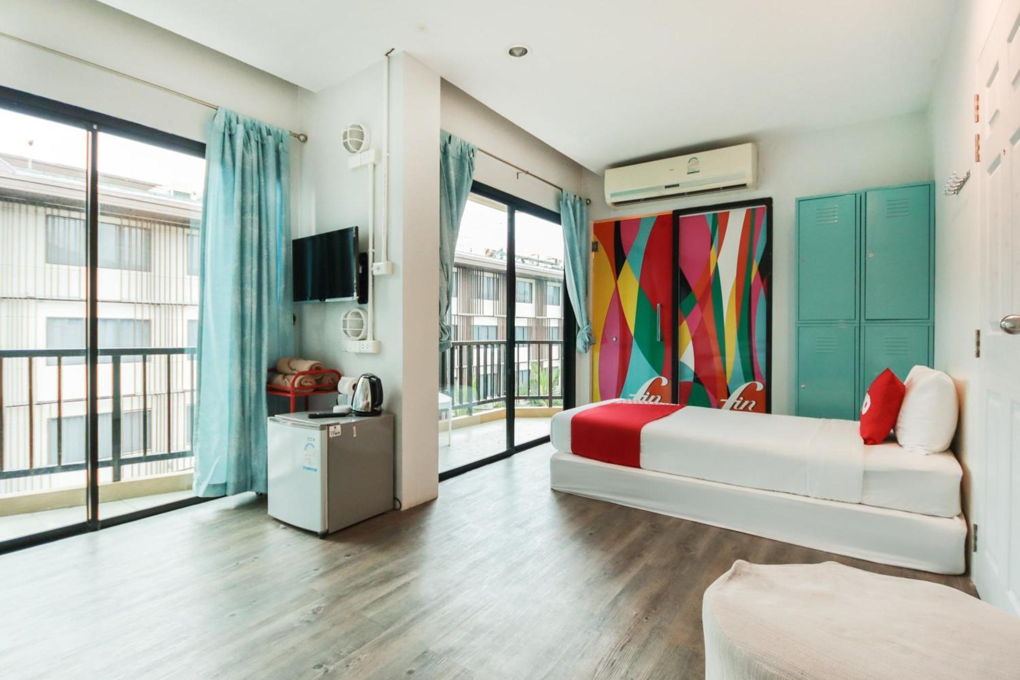 Oyo 1074 Fin Hostel شاطئ كاتا المظهر الخارجي الصورة