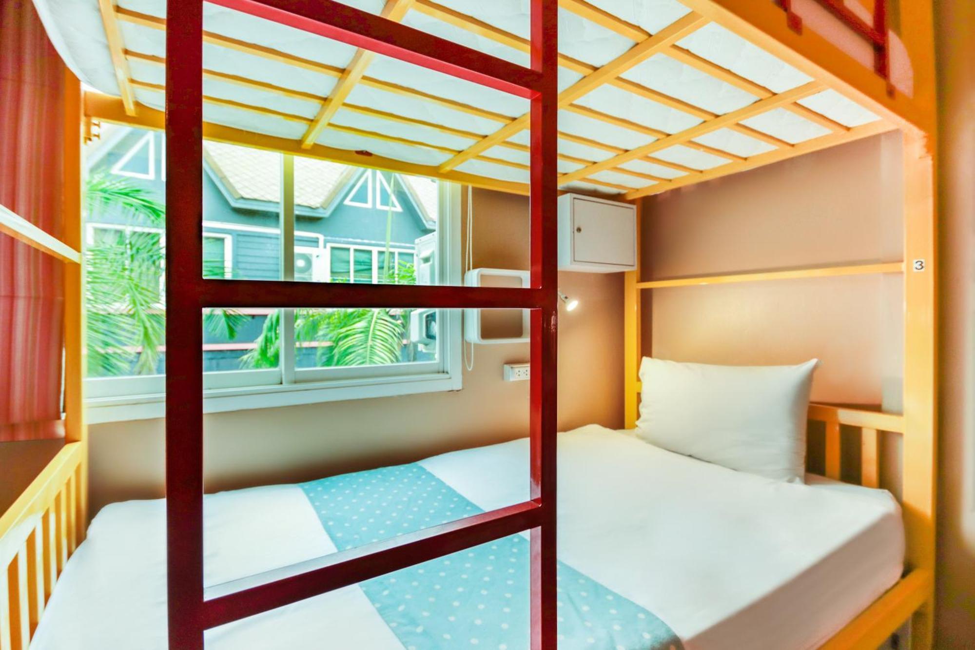 Oyo 1074 Fin Hostel شاطئ كاتا المظهر الخارجي الصورة