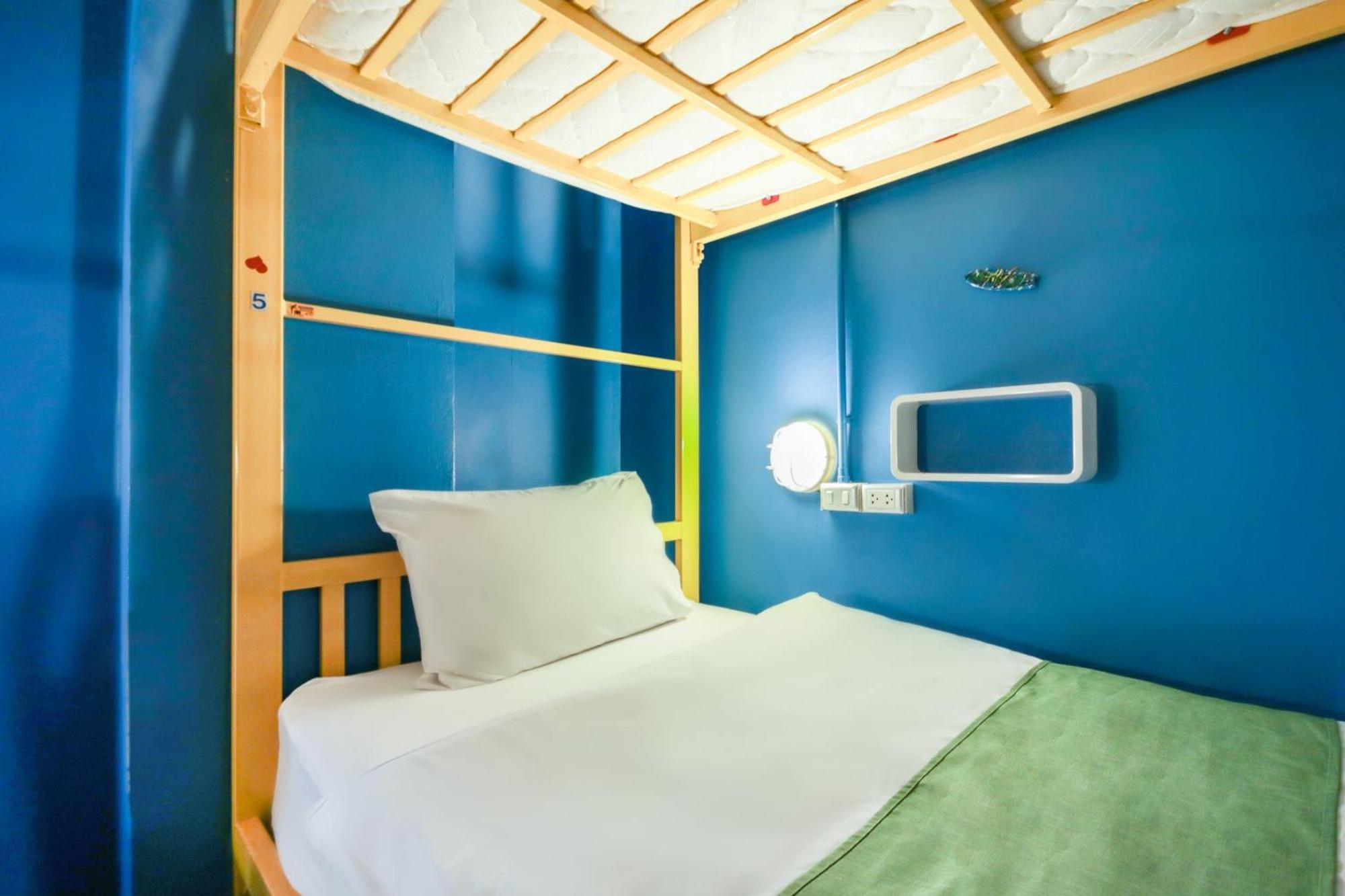 Oyo 1074 Fin Hostel شاطئ كاتا المظهر الخارجي الصورة