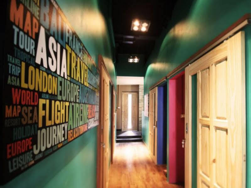 Oyo 1074 Fin Hostel شاطئ كاتا المظهر الخارجي الصورة